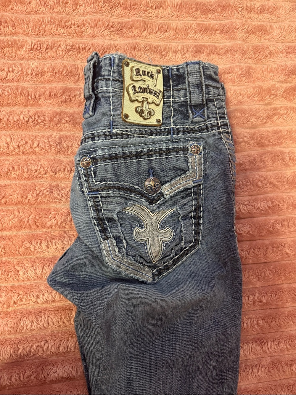 Y2K 2000s Rock Revival jeans